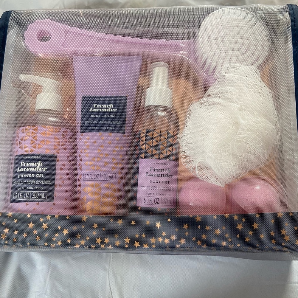 Bath set